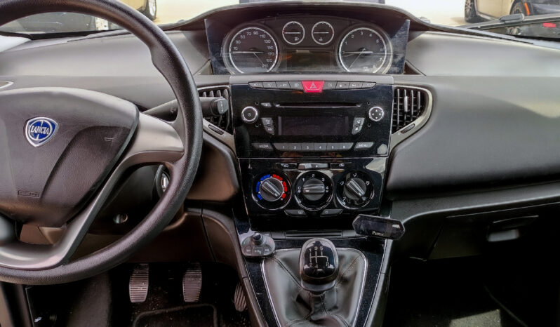 Lancia Ypsilon gpl completo