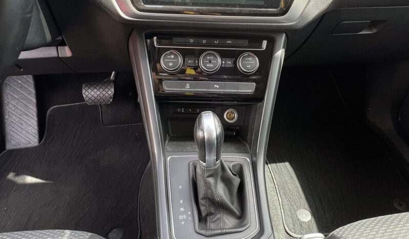 VW Touran completo