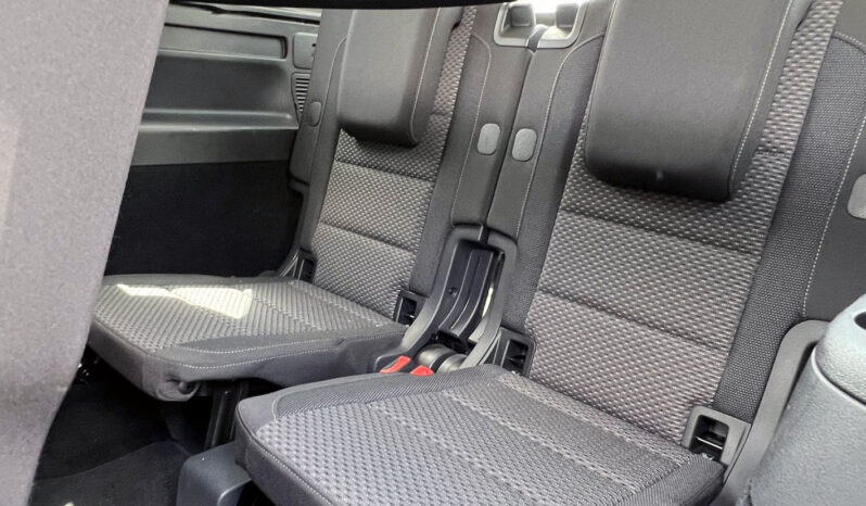 VW Touran completo
