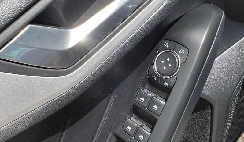 Ford Focus Titanium completo