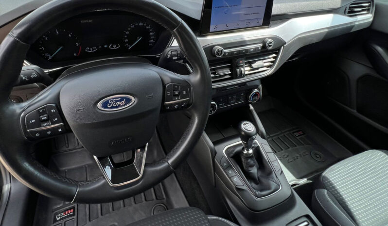 Ford Focus Titanium completo