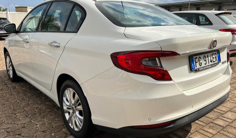 Fiat Tipo completo