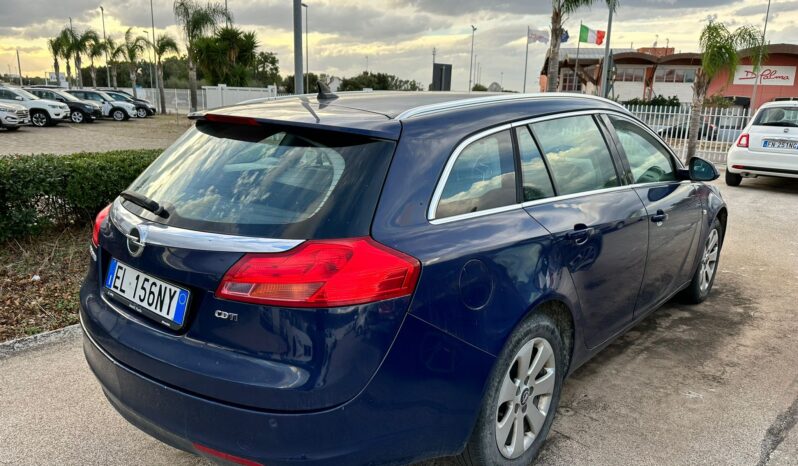 Opel Insignia completo