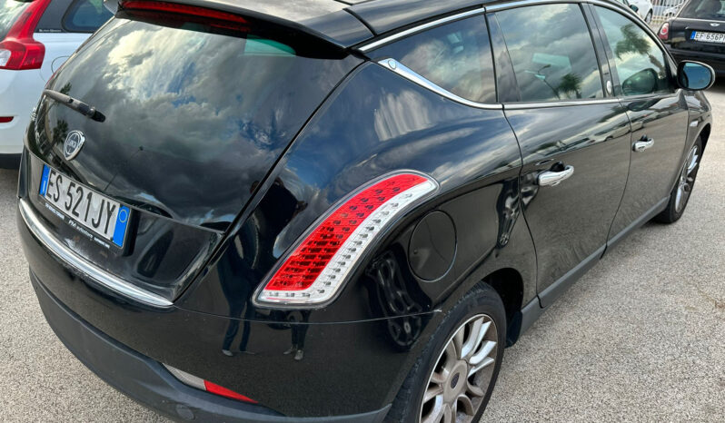 Lancia Delta completo