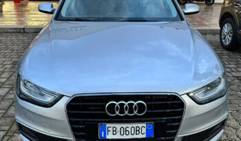 Audi A4 S-Line completo