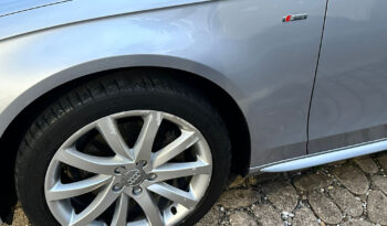 Audi A4 S-Line completo