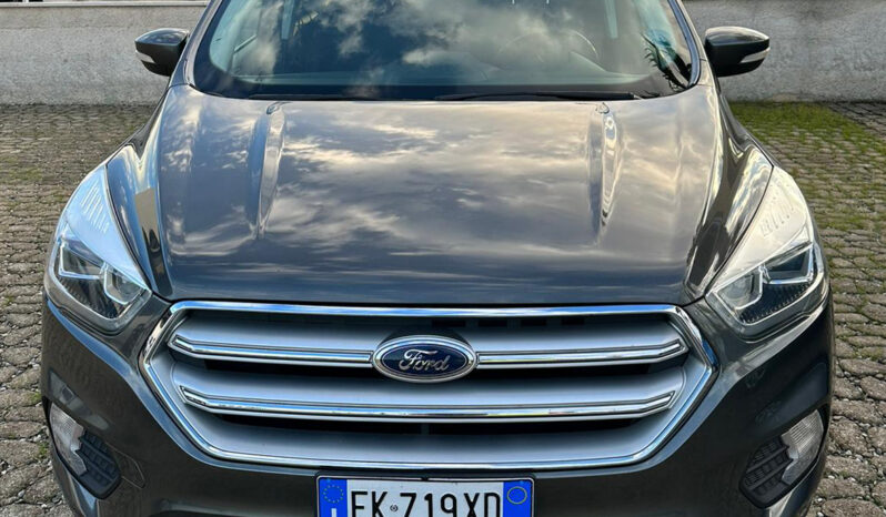 Ford Kuga 2017 completo