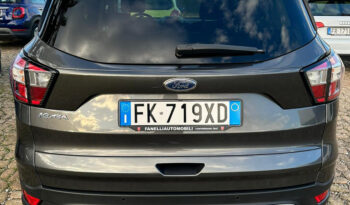 Ford Kuga 2017 completo