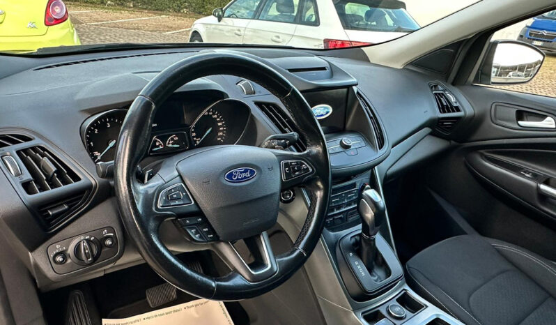 Ford Kuga 2017 completo